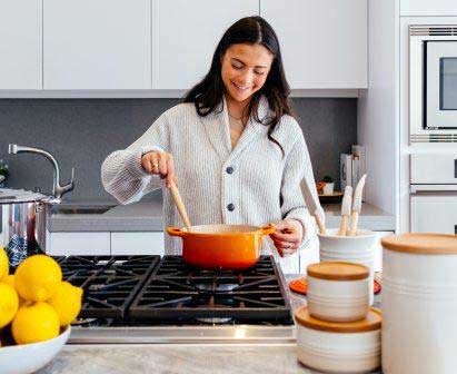 Top- Kitchen-Hygiene-Tips-food-cooking